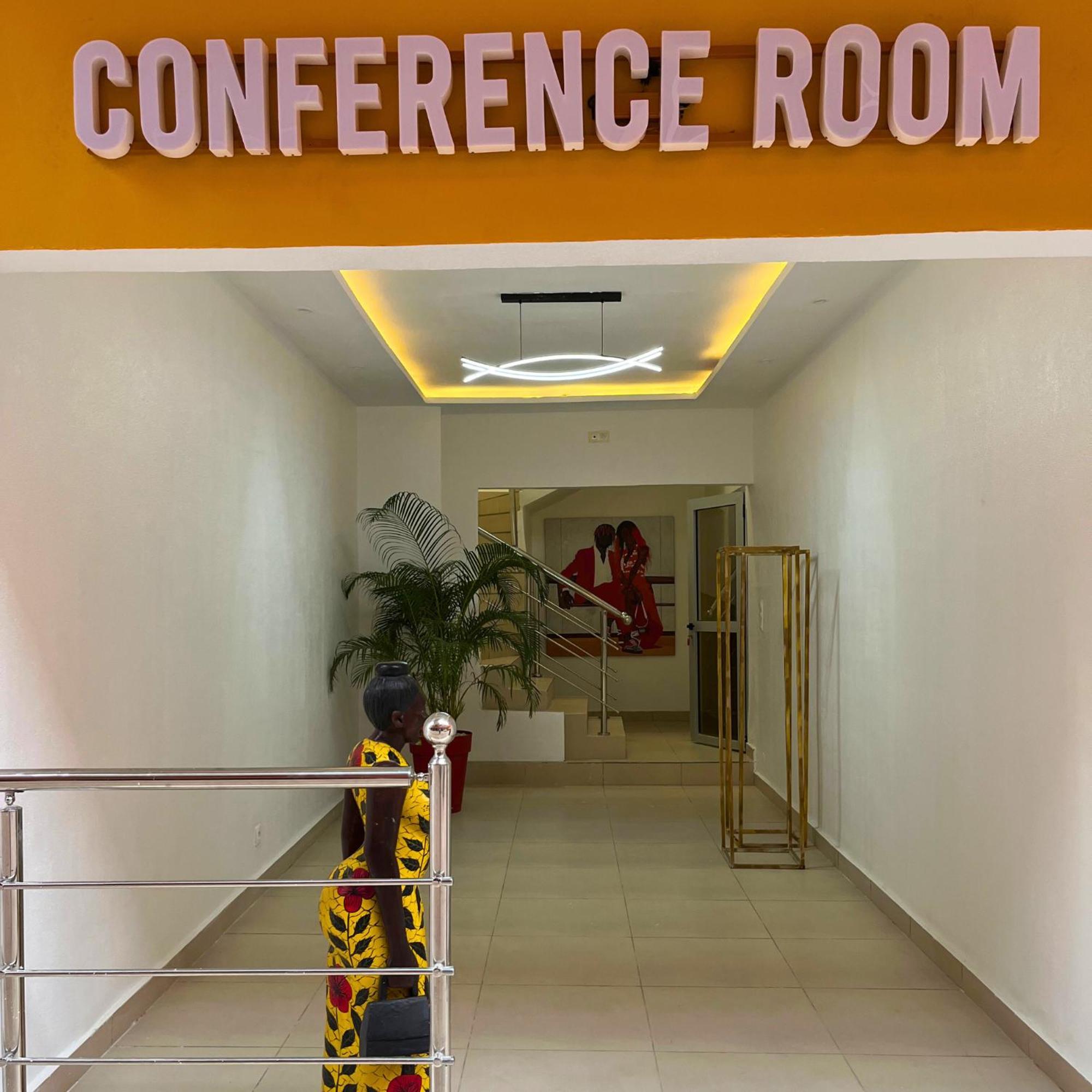 Cypa Hotel Abidjan Extérieur photo