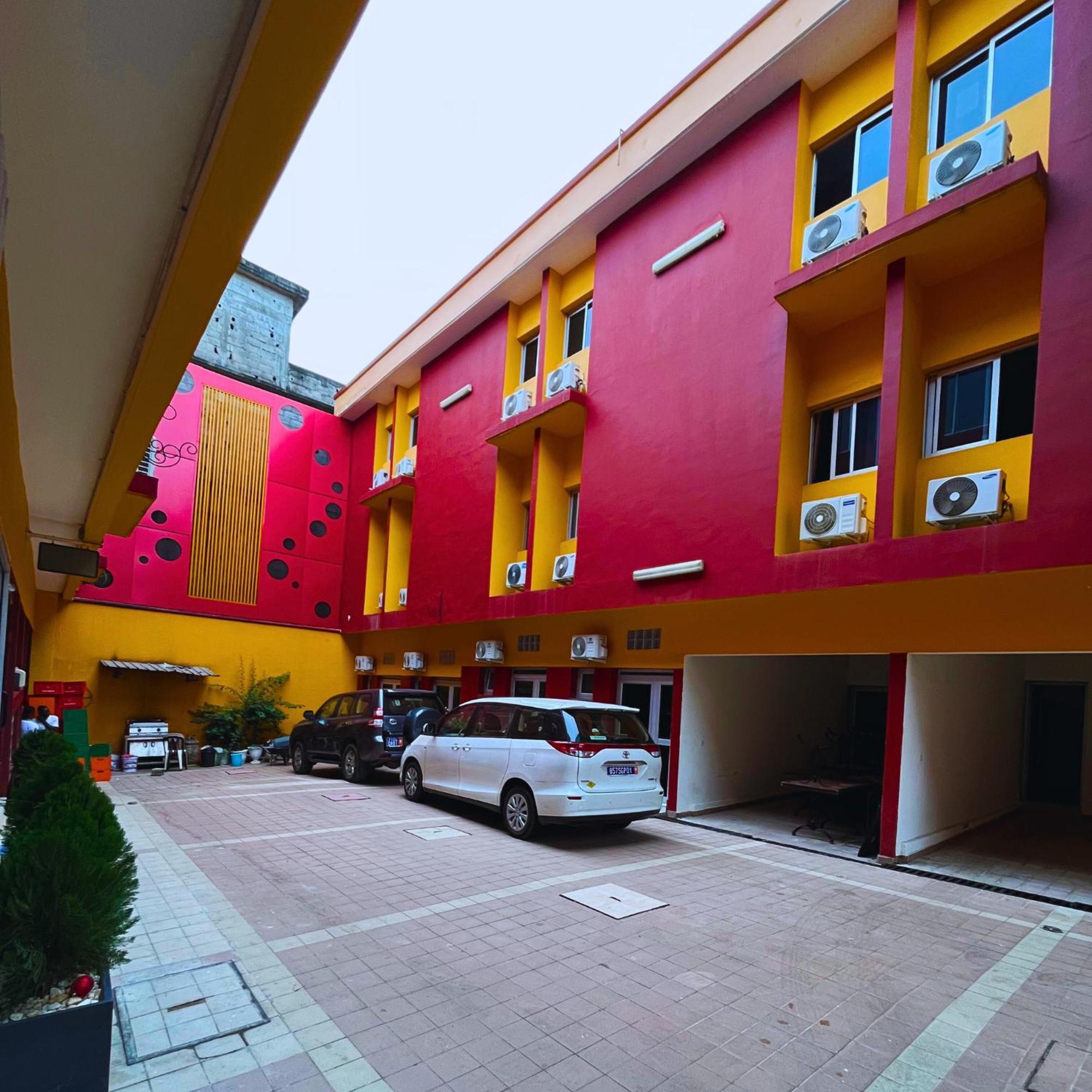 Cypa Hotel Abidjan Extérieur photo