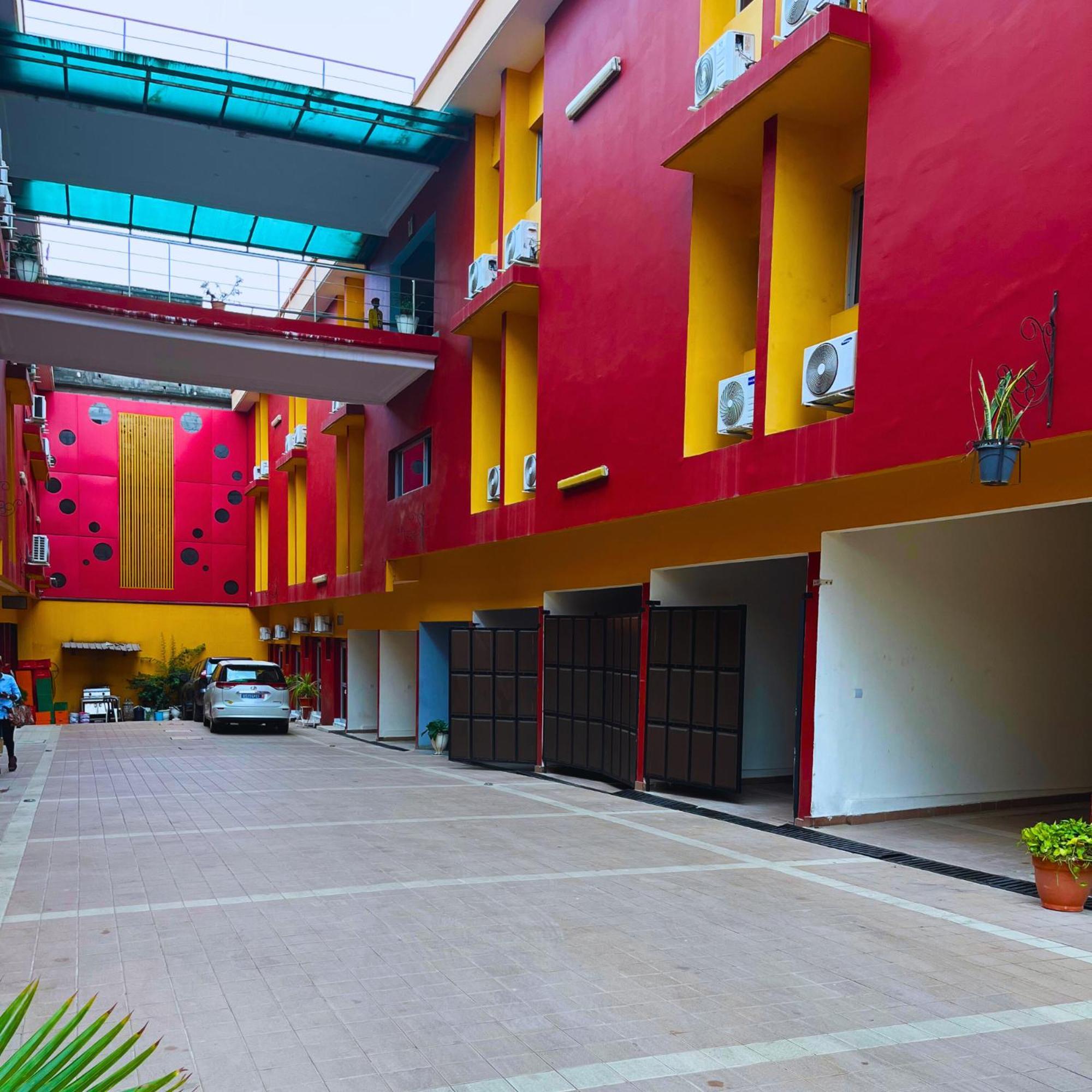 Cypa Hotel Abidjan Extérieur photo